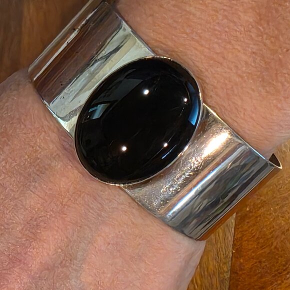 Artisan Made Jewelry - Modernist Sterling Silver and Onyx Cuff, Artisan Made